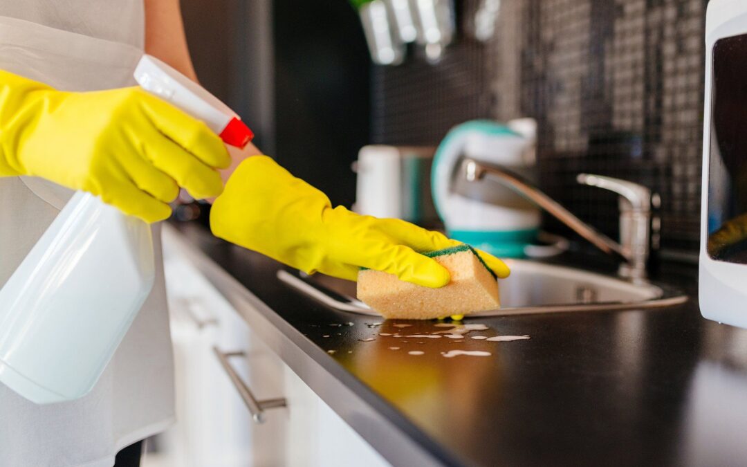 Cómo Realizar una Limpieza Profunda de la Cocina: Guía Paso a Paso para una Cocina Impecable