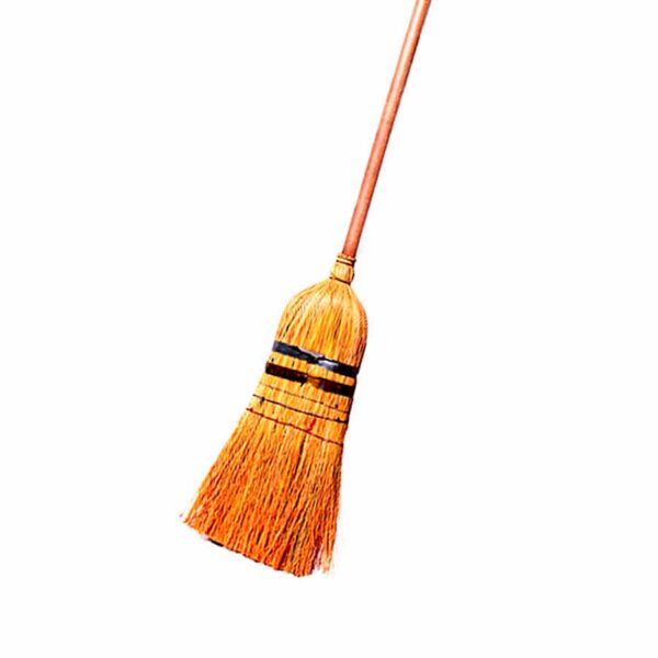 Las cerdas de una escoba de paja de 20 cm suelen tener una longitud adecuada para recoger una variedad de residuos, desde polvo fino hasta partículas más grandes.