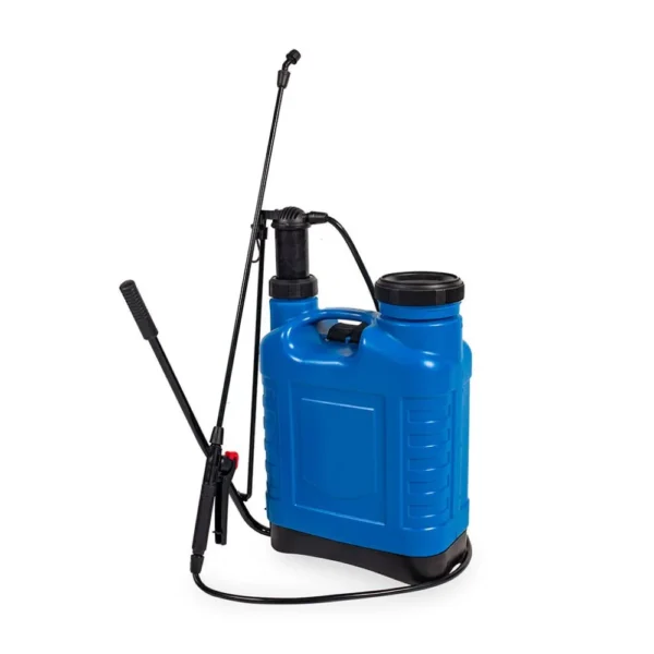 MOCHILA PULVERIZADORA MANUAL 20 LT www.insumosrstpro.com contacto@insumosrstpro.com 942 129 598 CARACTERÍSTICAS TÉCNICAS Una mochila pulverizadora manual de 20 litros es una herramienta esencial para diversas aplicaciones, desde la agricultura hasta la jardinería y la limpieza industrial. Su diseño portátil y su capacidad de 20 litros la convierten en una opción práctica y eciente para cubrir grandes áreas. Características principales: Capacidad: 20 litros, ideal para trabajos de larga duración. Material: Fabricada en materiales resistentes a la corrosión y a los productos químicos. Sistema de bombeo: Permite generar presión para una pulverización uniforme y eciente. Boquillas intercambiables: