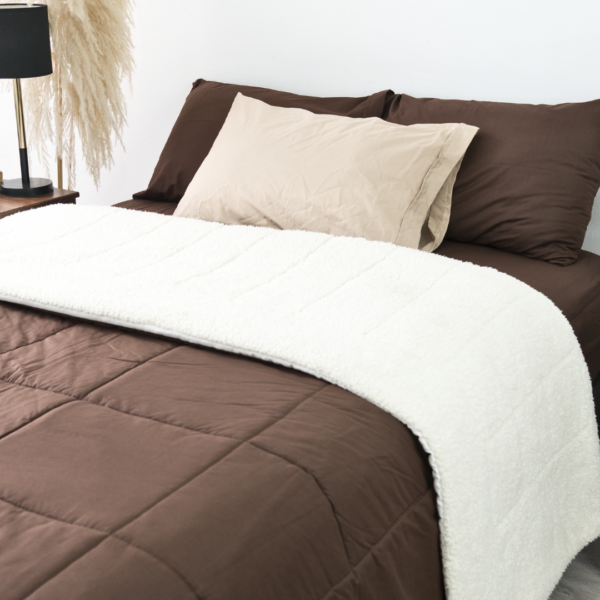 La Ropa de Cama 1 1/2 es la opción ideal para quienes buscan comodidad y diseño en su dormitorio.
