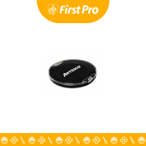 El Tampón Dactilar – Color Negro es una herramienta esencial para la toma de huellas dactilares. Su tinta negra de secado rápido y fácil limpieza produce impresiones claras y duraderas, ideal para documentos legales, procesos de identificación y seguridad, garantizando fiabilidad y nitidez en cada huella.