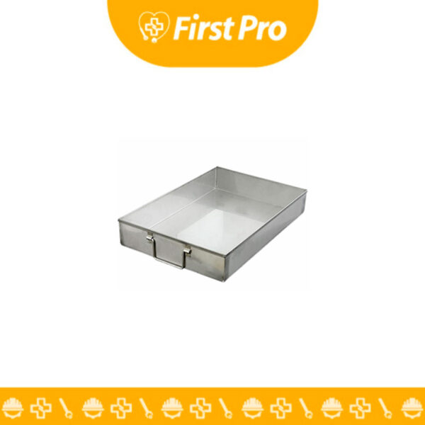 Bandeja metálica antiderrame con asas. Ideal para contener derrames de líquidos, protegiendo superficies y garantizando seguridad. Construcción robusta y fácil de transportar.