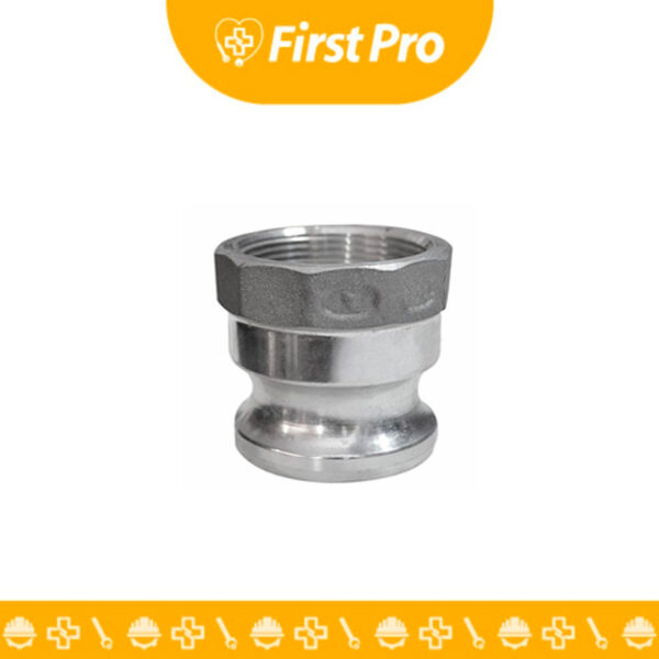 Acople Rápido Camlock de 2" Tipo A en un primer plano que muestra la sección del adaptador macho con las ranuras para las levas y la rosca hembra NPT de $2$ pulgadas en el otro extremo. El material (ej. acero inoxidable pulido o aluminio) debe reflejar su calidad industrial. El enfoque debe estar en la precisión de la rosca y las ranuras del adaptador, transmitiendo solidez y facilidad de acoplamiento.