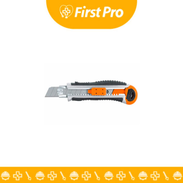 Cutter de 6 pulgadas (15 cm) de la marca Truper, modelo CUT-6XX (16976), diseñado para trabajo pesado. Presenta un cuerpo con alma metálica recubierto por un grip de plástico o goma antiderrapante en colores negro y naranja/amarillo. Se observa el botón de seguro y el mecanismo de avance/retroceso de la cuchilla de 18 mm, la cual está fabricada en acero SK2.