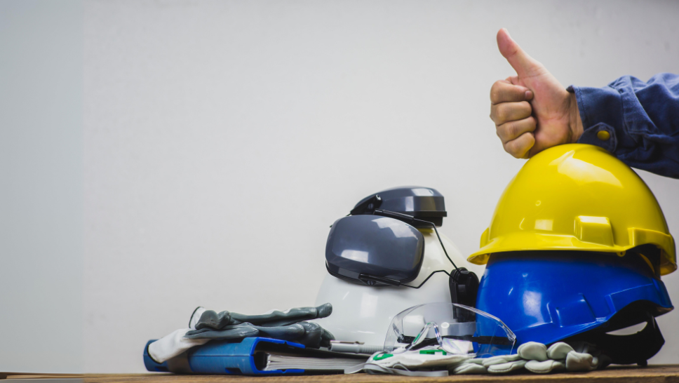 Cómo seleccionar un proveedor confiable de insumos industriales y EPP