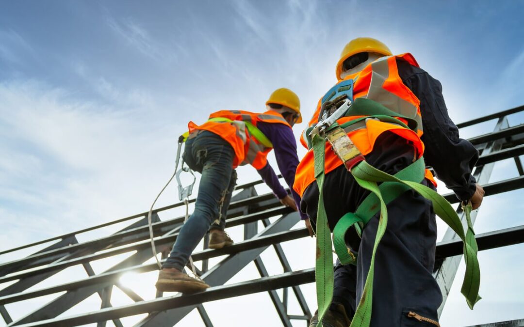 EPP para trabajos de alto riesgo: qué considerar antes de comprar