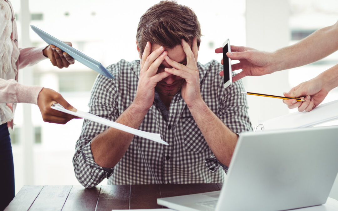 Estrategias para reducir el estrés laboral y mejorar el bienestar en la empresa
