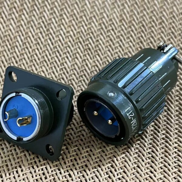 Conector Twist Macho de 2 Pines, Oro Militar, M2P